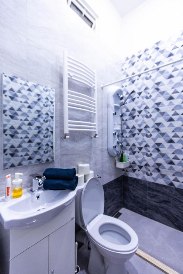 Harmony Residency - 4 Bedrooms Budapest Exterior foto